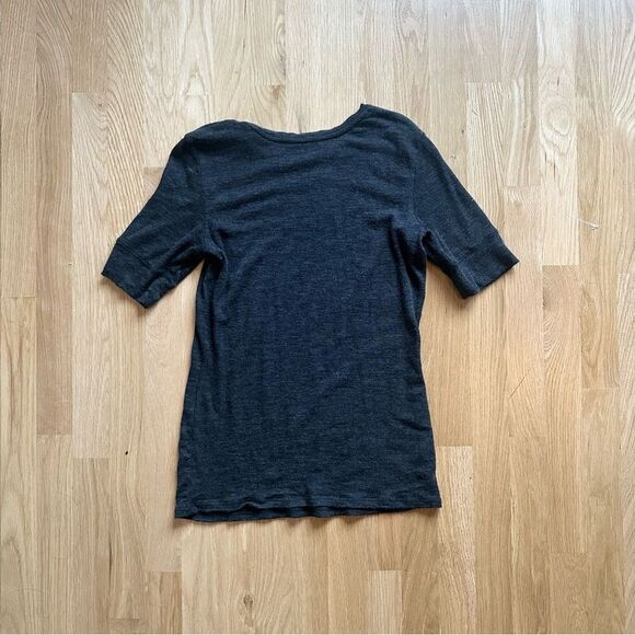 Vince | soft wool lightweight charcoal top - Picture 2 of 2